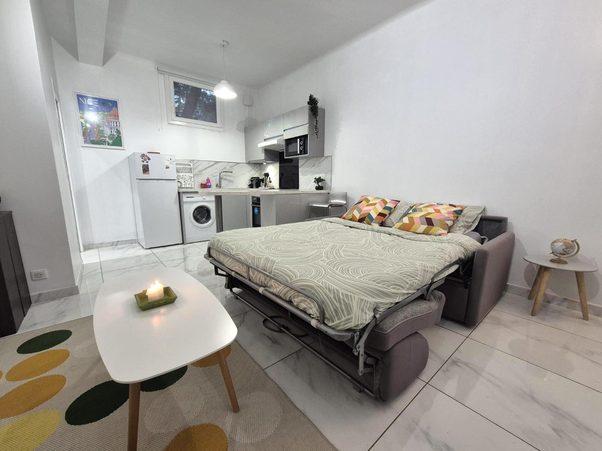 Studio Renove Au Centre Ville Nice Bagian luar foto